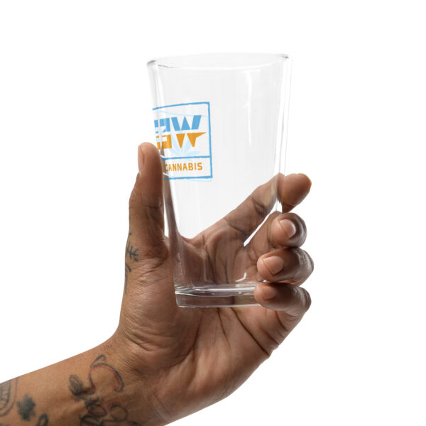 DEƎW Premium Pint Glass - Image 2